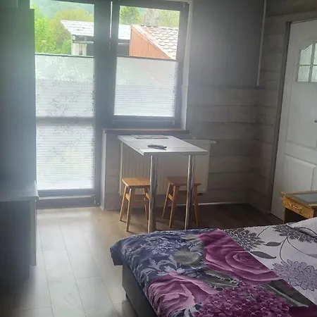 Ubytování v soukromí Dom Pod Winogronem
