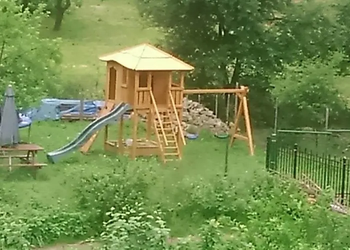 홈스테이 Dom Pod Winogronem